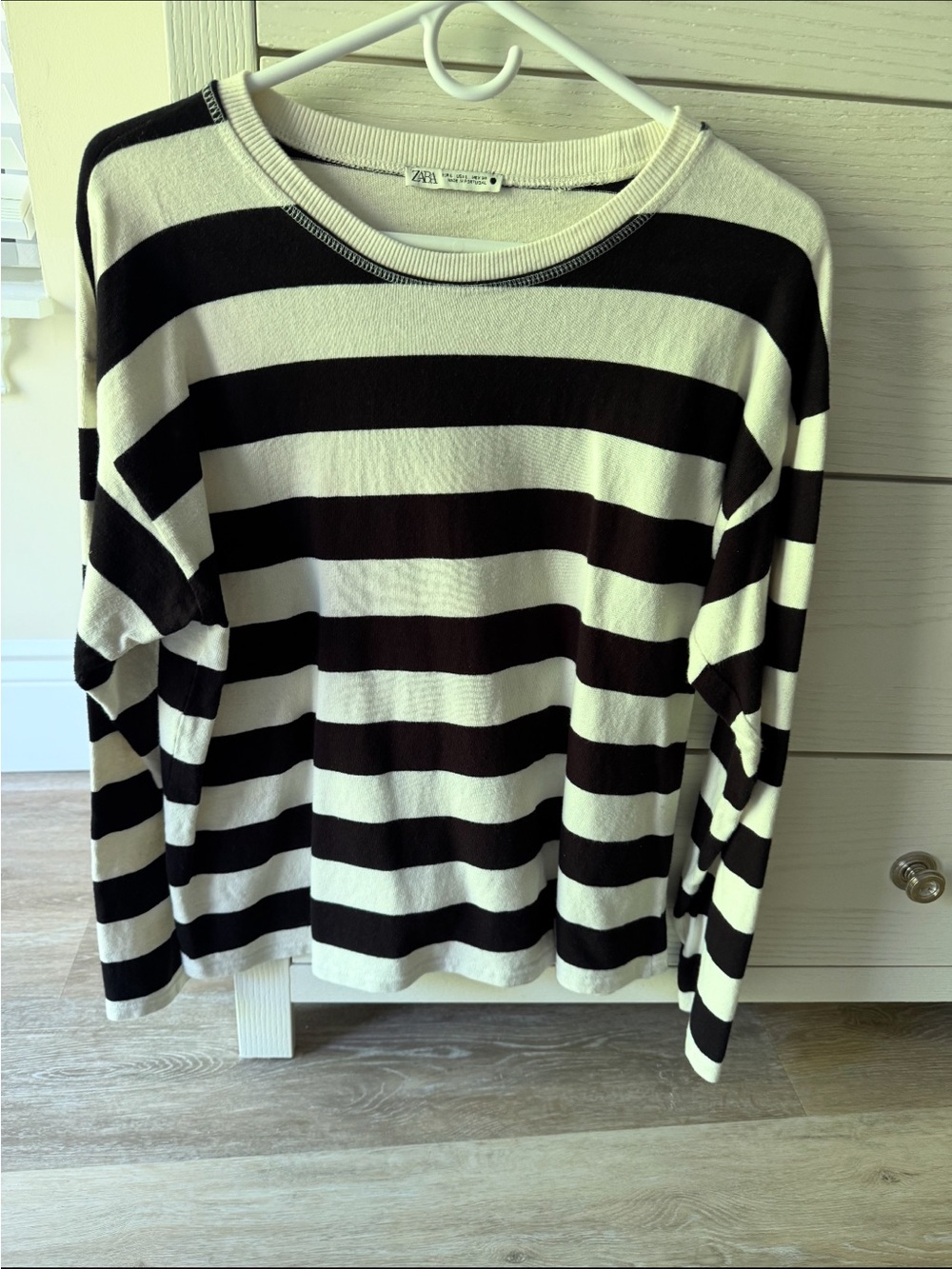 Zara long sleeve striped navy and cream top